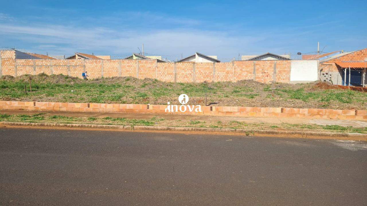 Terreno/Área à venda no Ilha Bela: 