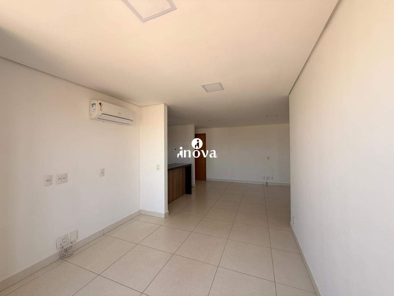 Apartamento à venda no Mercês: 