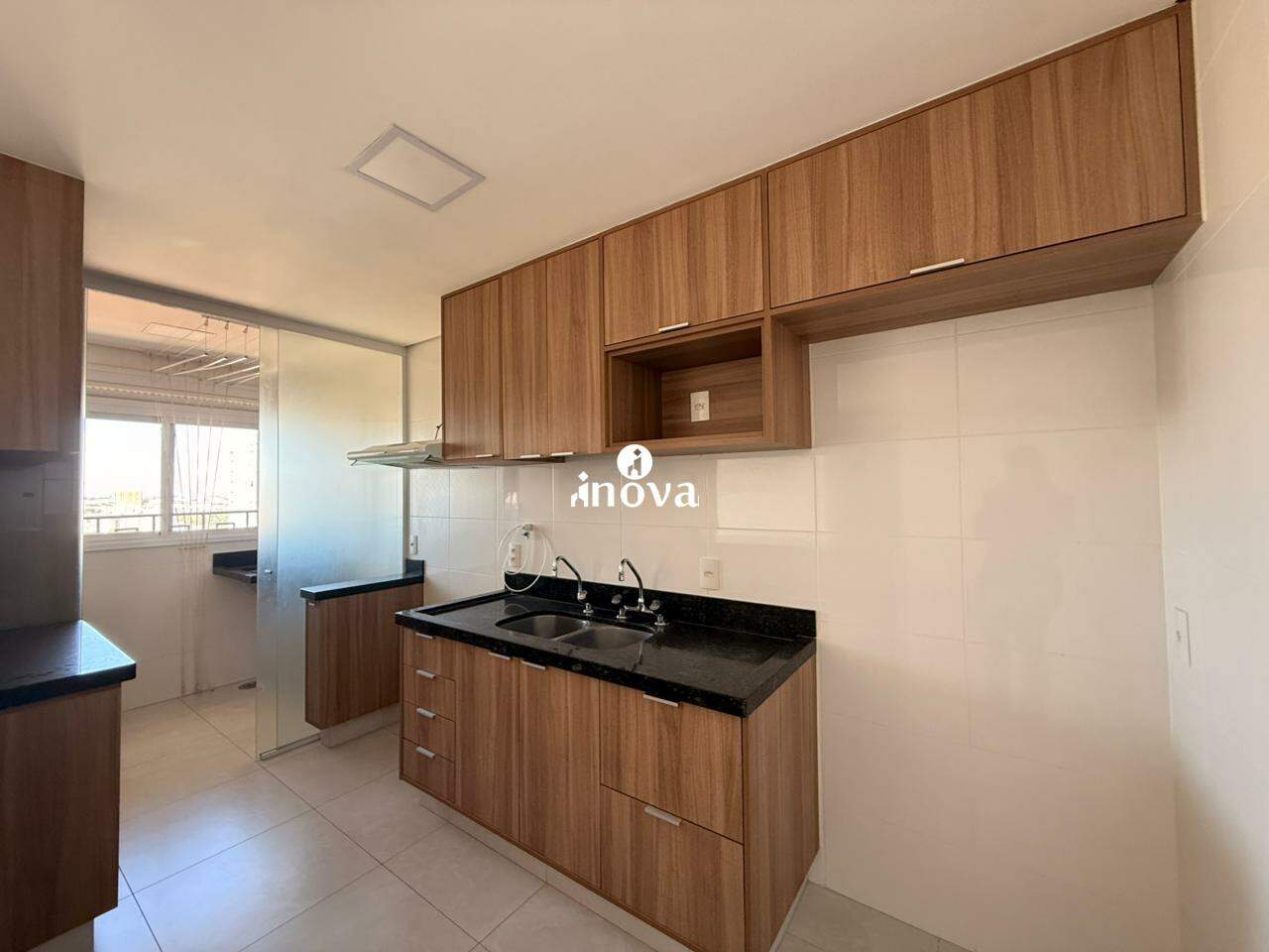 Apartamento à venda no Mercês: 