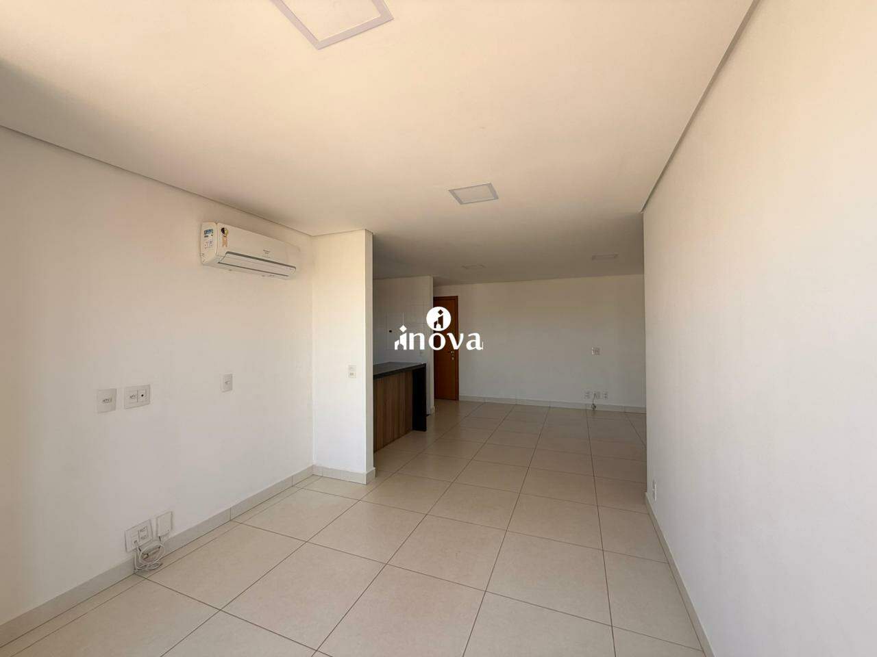 Apartamento à venda no Mercês: 