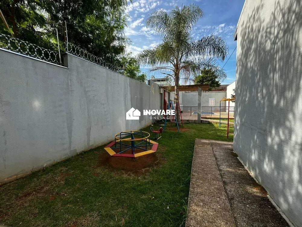 Casa de Condomínio para aluguel no Jardim Nogueira: 
