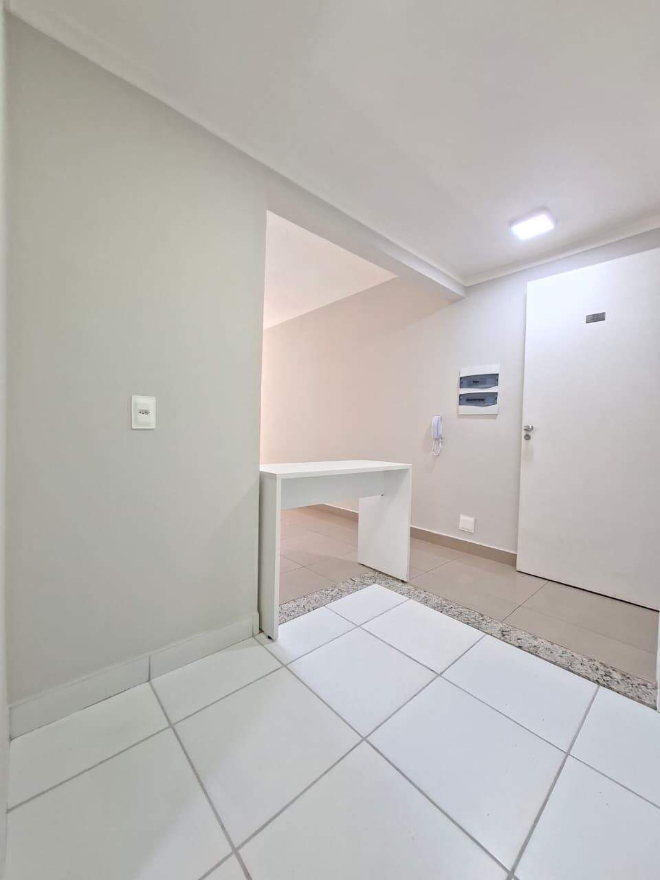 Apartamento para aluguel no Jardim Santa Fé: 6.jpeg