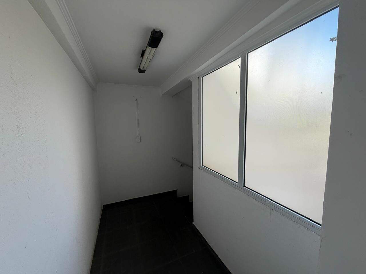 Casa Comercial para aluguel no Jardim Faculdade: 9.jpeg