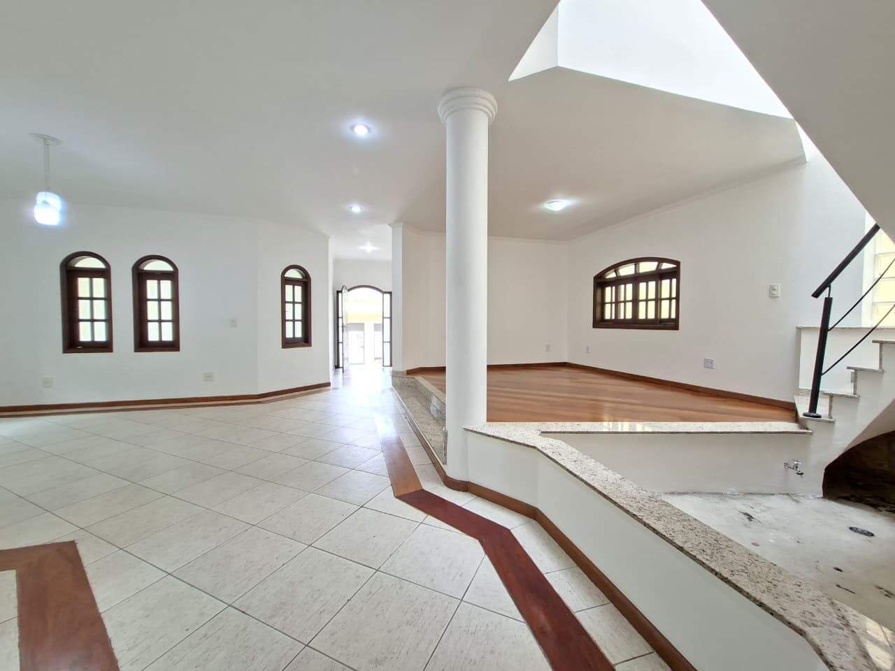 Sobrado para aluguel no Jardim Pagliato: 12.jpeg