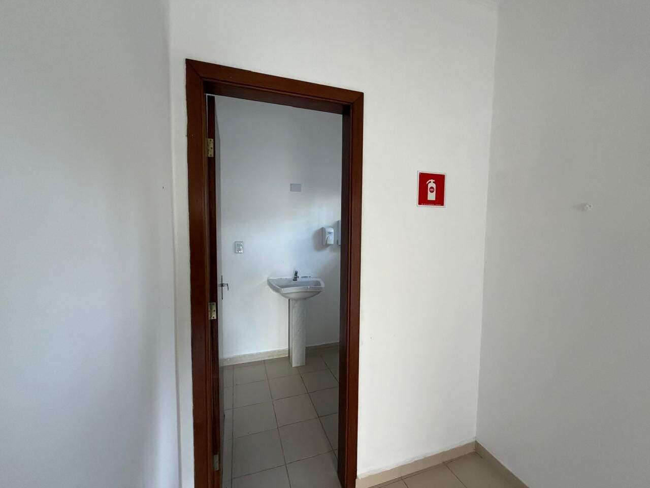 Casa Comercial à venda no Jardim Faculdade: 6.jpeg