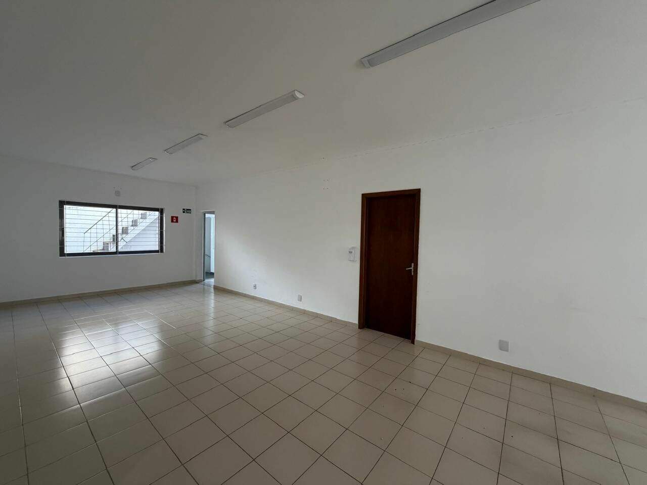 Casa Comercial à venda no Jardim Faculdade: 5.jpeg