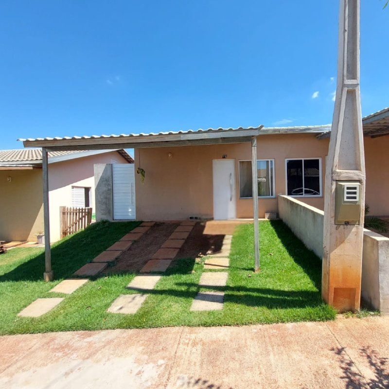 Casa à venda no Comdominio Village Golden: 