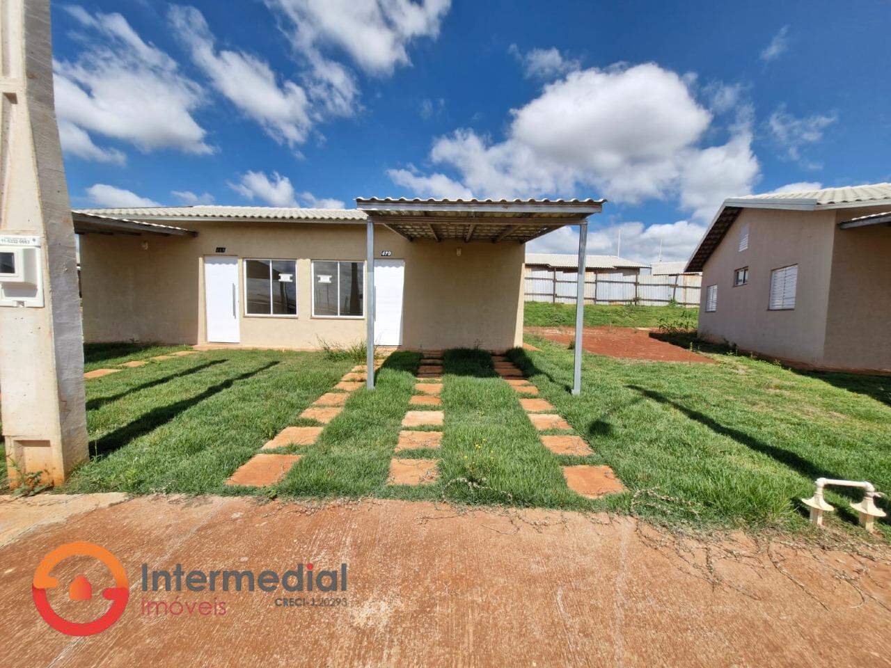 Casa para aluguel no Flora Ville: 