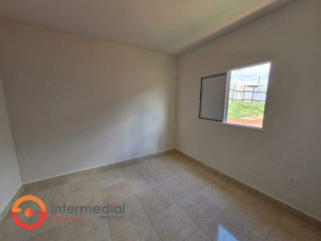 Casa para aluguel no Flora Ville: 