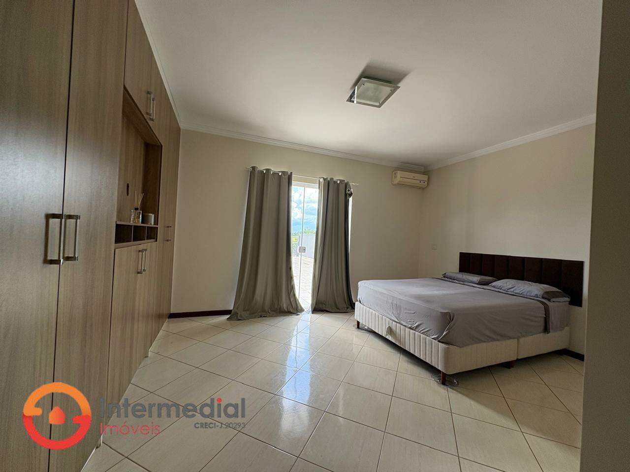 Casa à venda no Portal dos Lagos: 