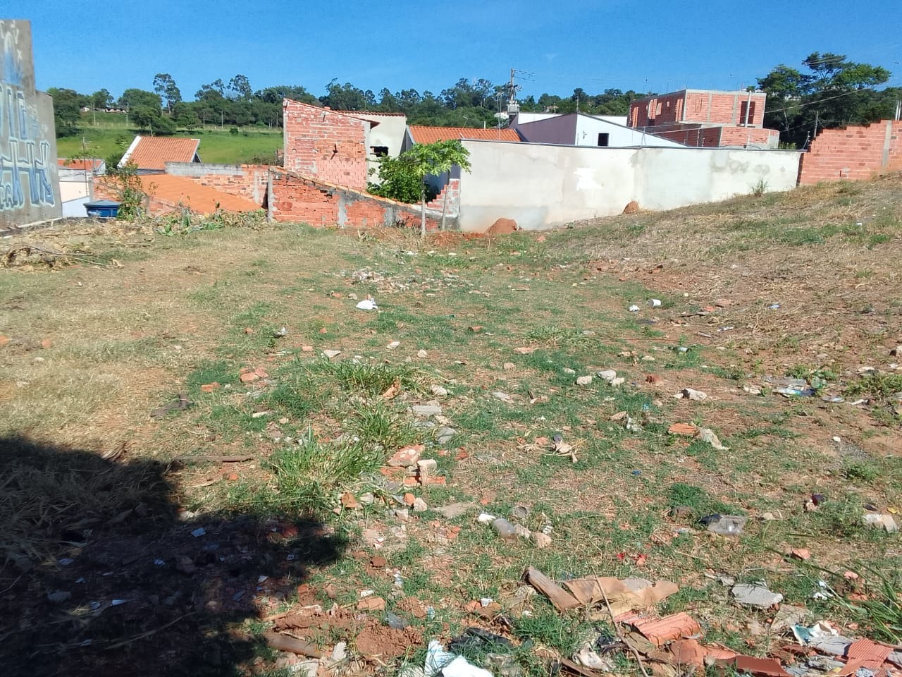 Terreno à venda no Loteamento Santa Cruz: 
