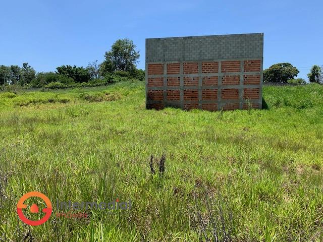 Terreno à venda no Terra de Santa Cruz I: 