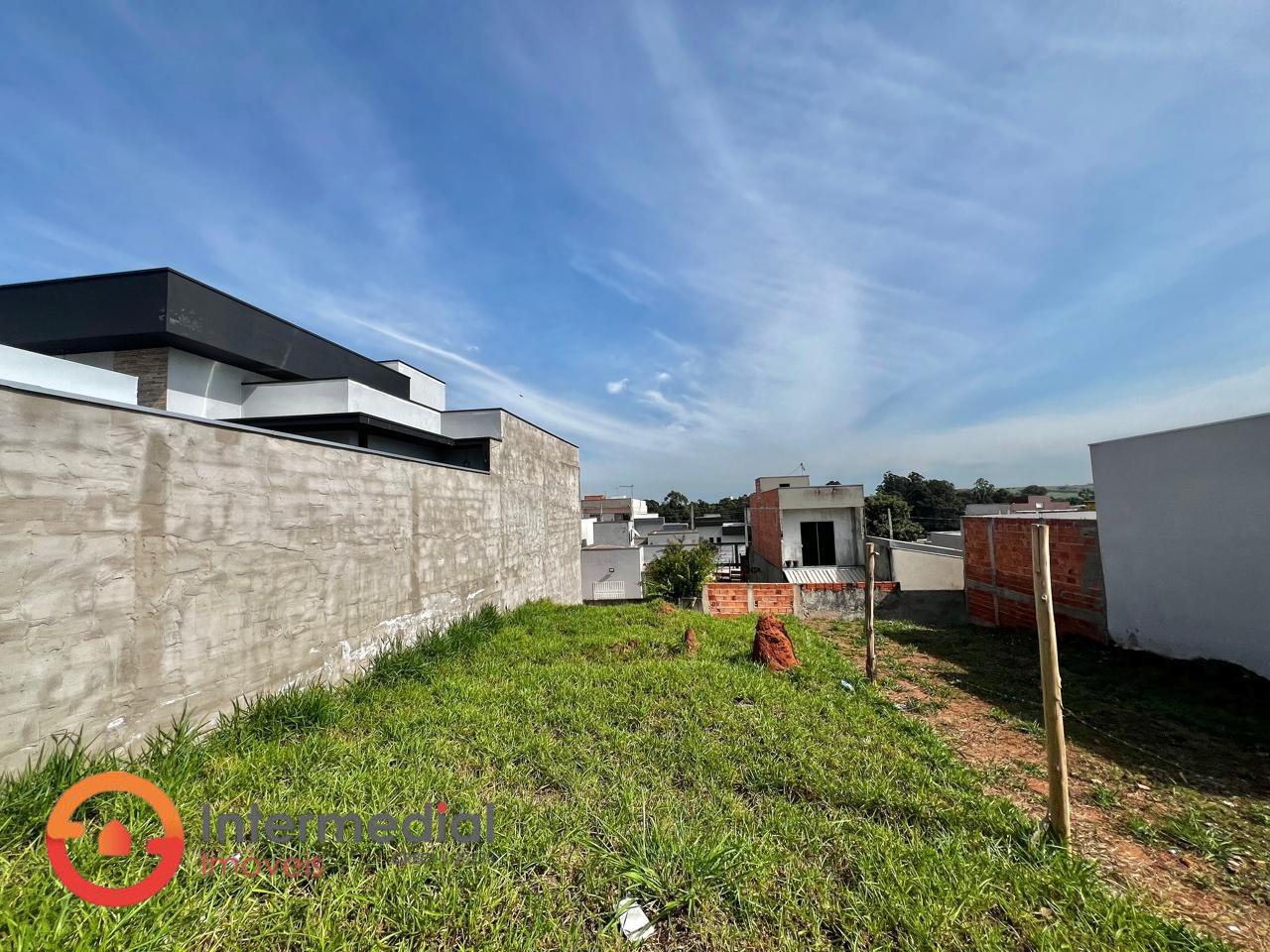 Terreno à venda no Residencial Água Branca: 