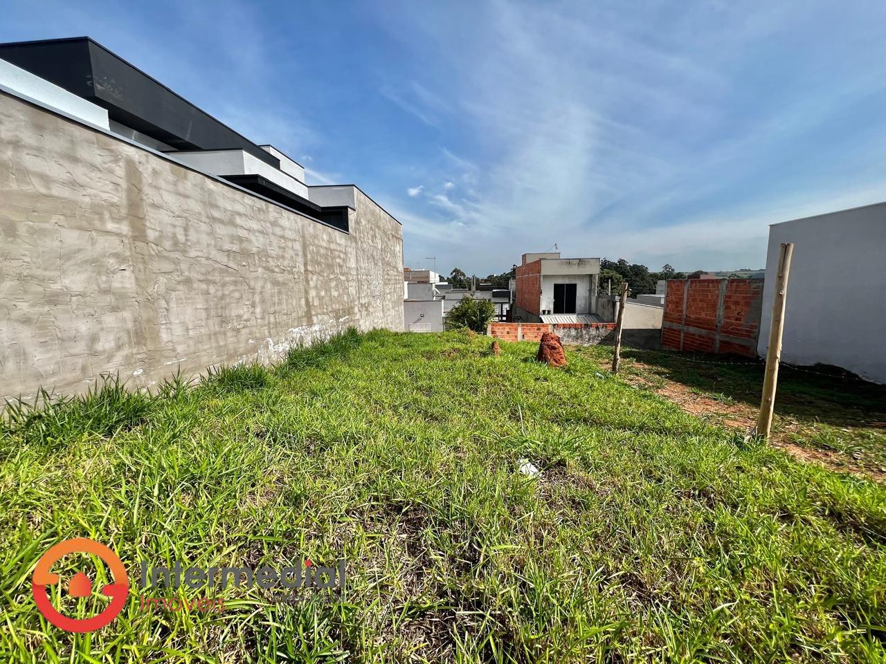 Terreno à venda no Residencial Água Branca: 