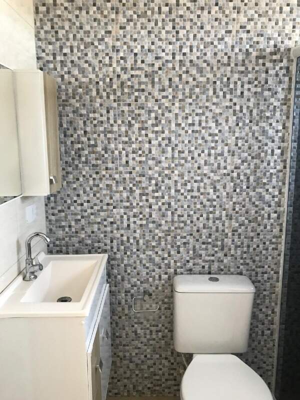 Casa para aluguel no Residencial Água Branca: 