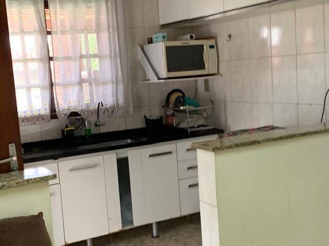 Chácara para aluguel no Jardim Santa Adelia: 