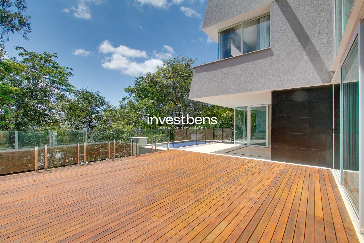 Casa em condomínio à venda no Quintas Do Sol: 