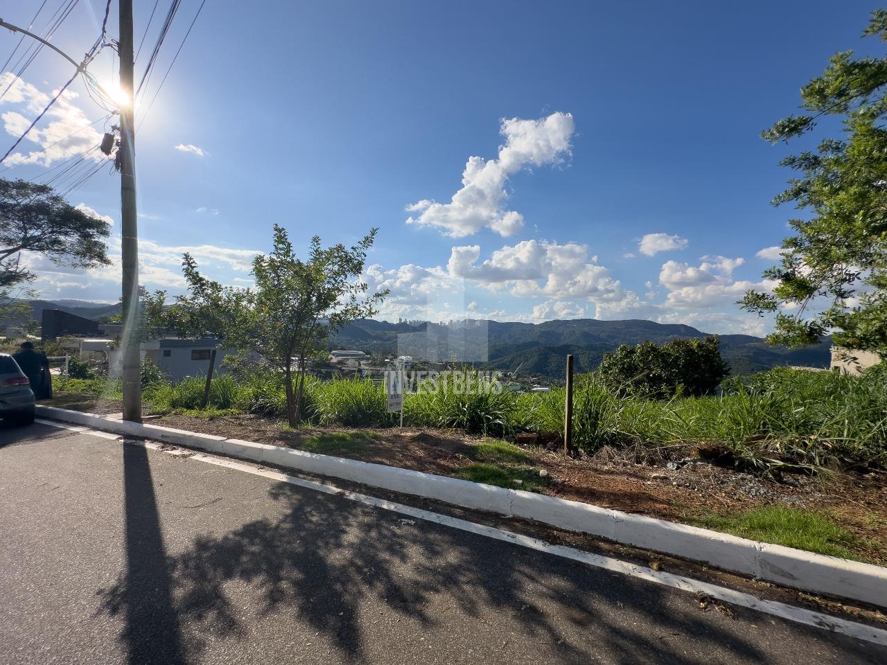 Lote em condomínio à venda no Mirante da Mata: 