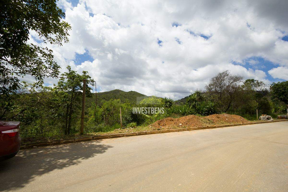 Lote em condomínio à venda no Vila Del Rey: 