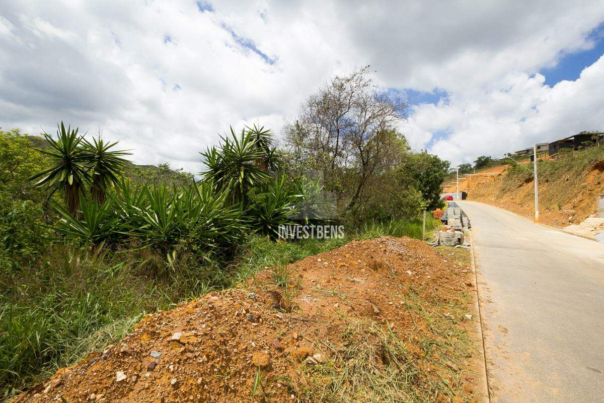 Lote em condomínio à venda no Vila Del Rey: 