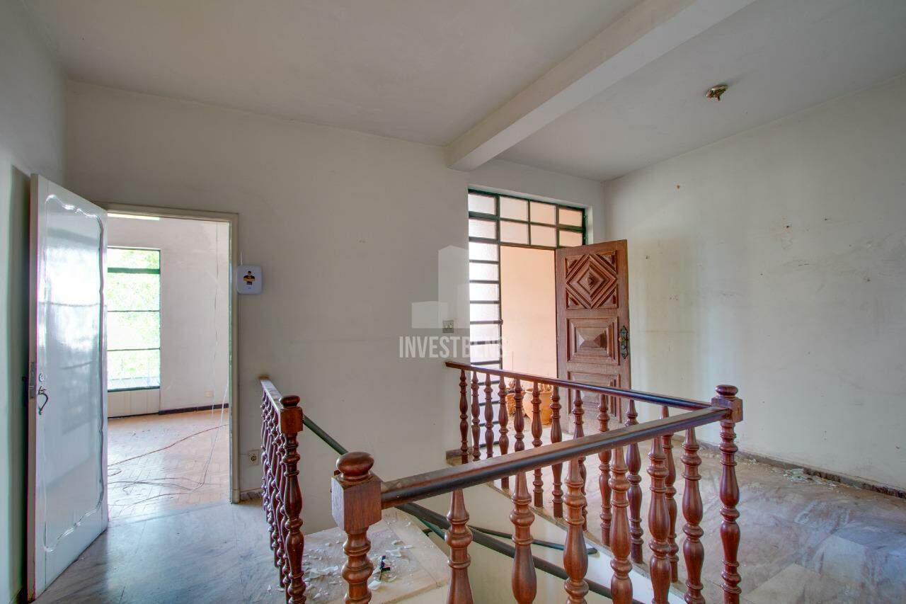 Casa à venda no Gutierrez: 