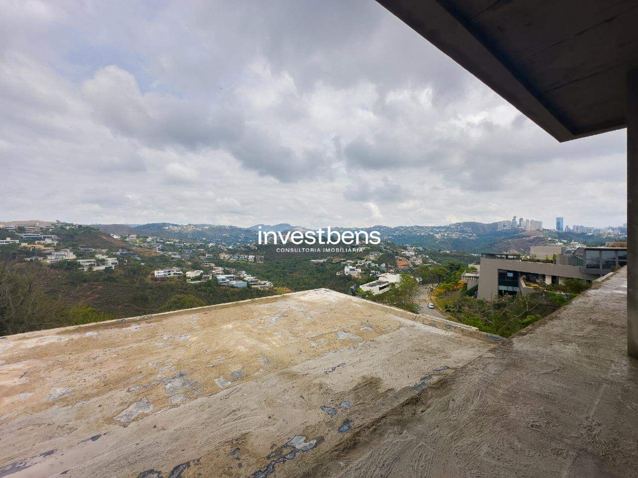 Casa à venda no Vale dos Cristais: 