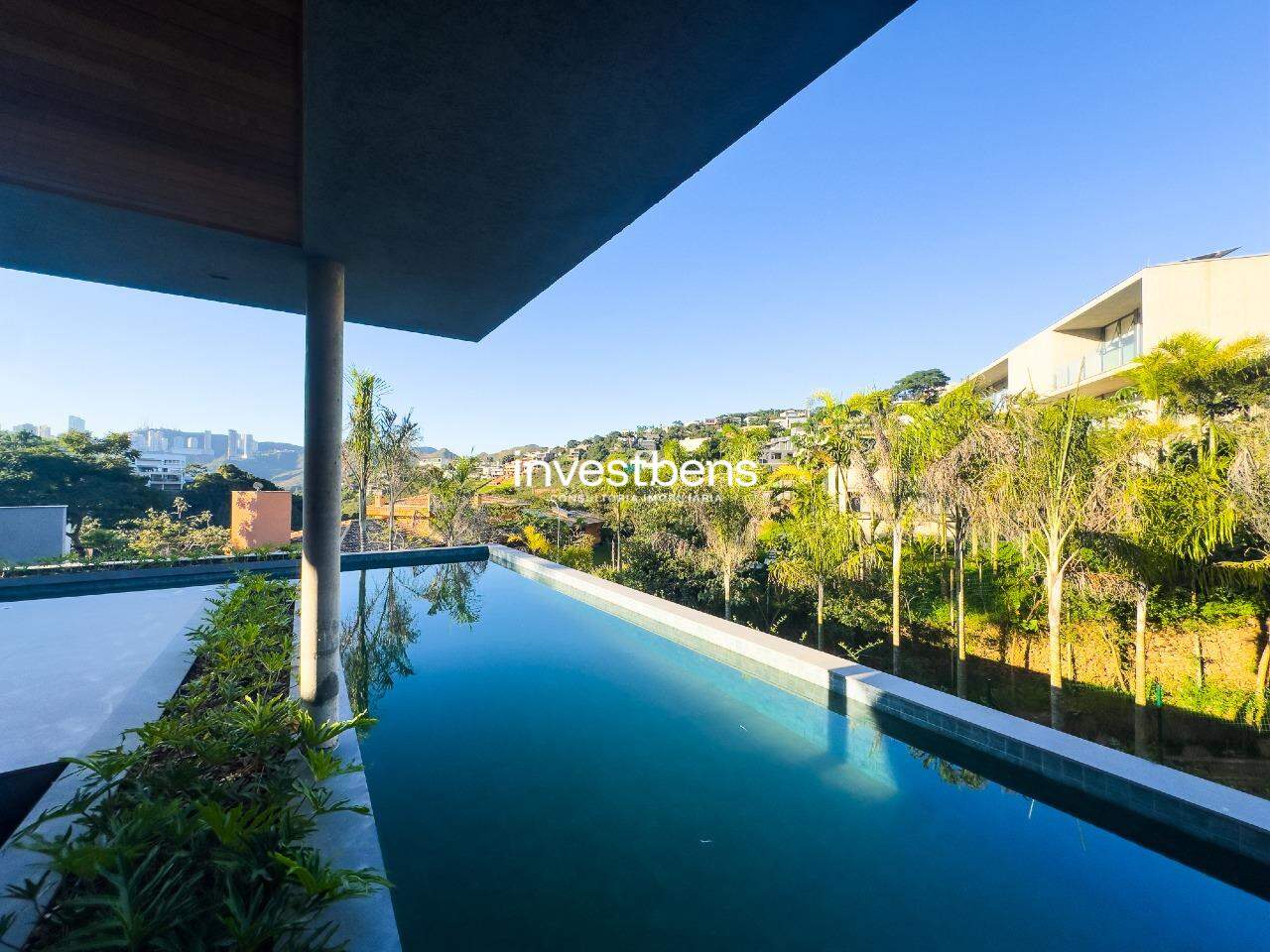 Casa em condomínio à venda no Vale dos Cristais: 