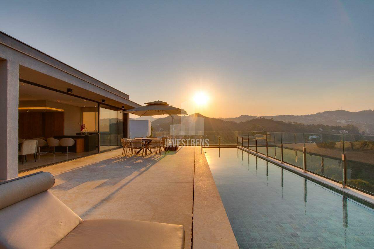 Casa à venda no Vale dos Cristais: 