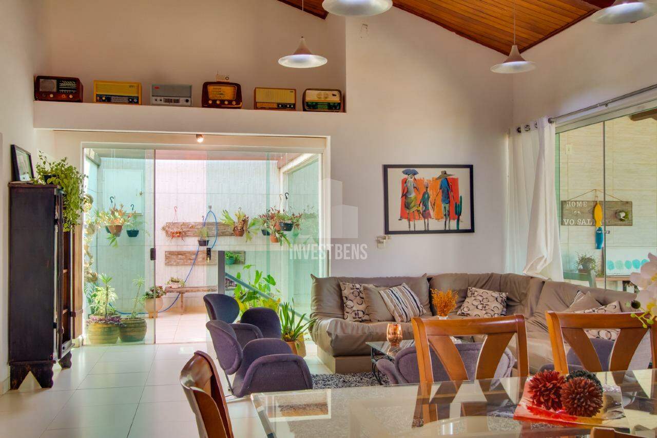 Casa à venda no Ville des Lacs: 