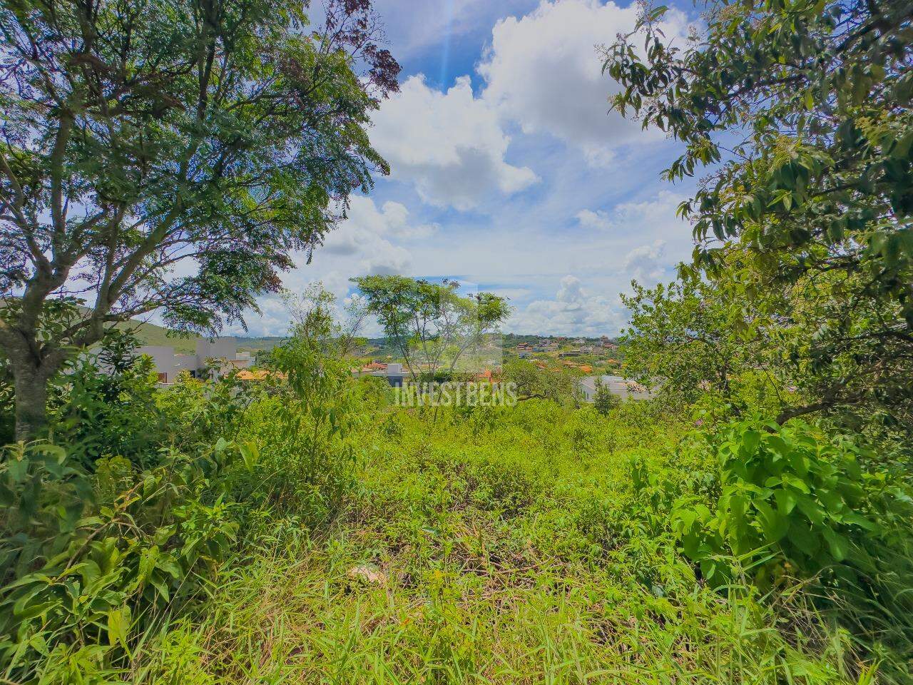 Lote em condomínio à venda no Ville des Lacs: 