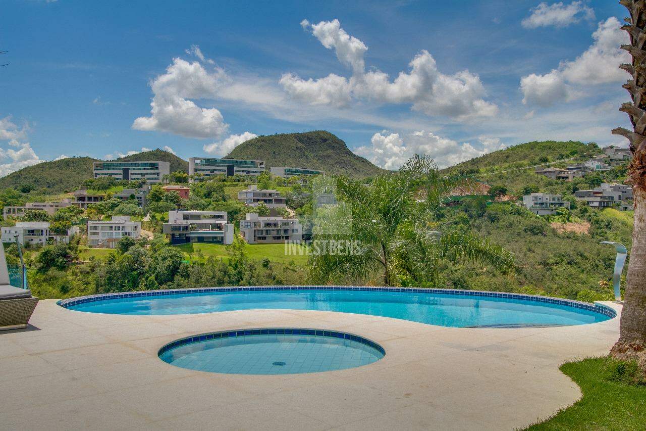 Casa à venda no Vale dos Cristais: 