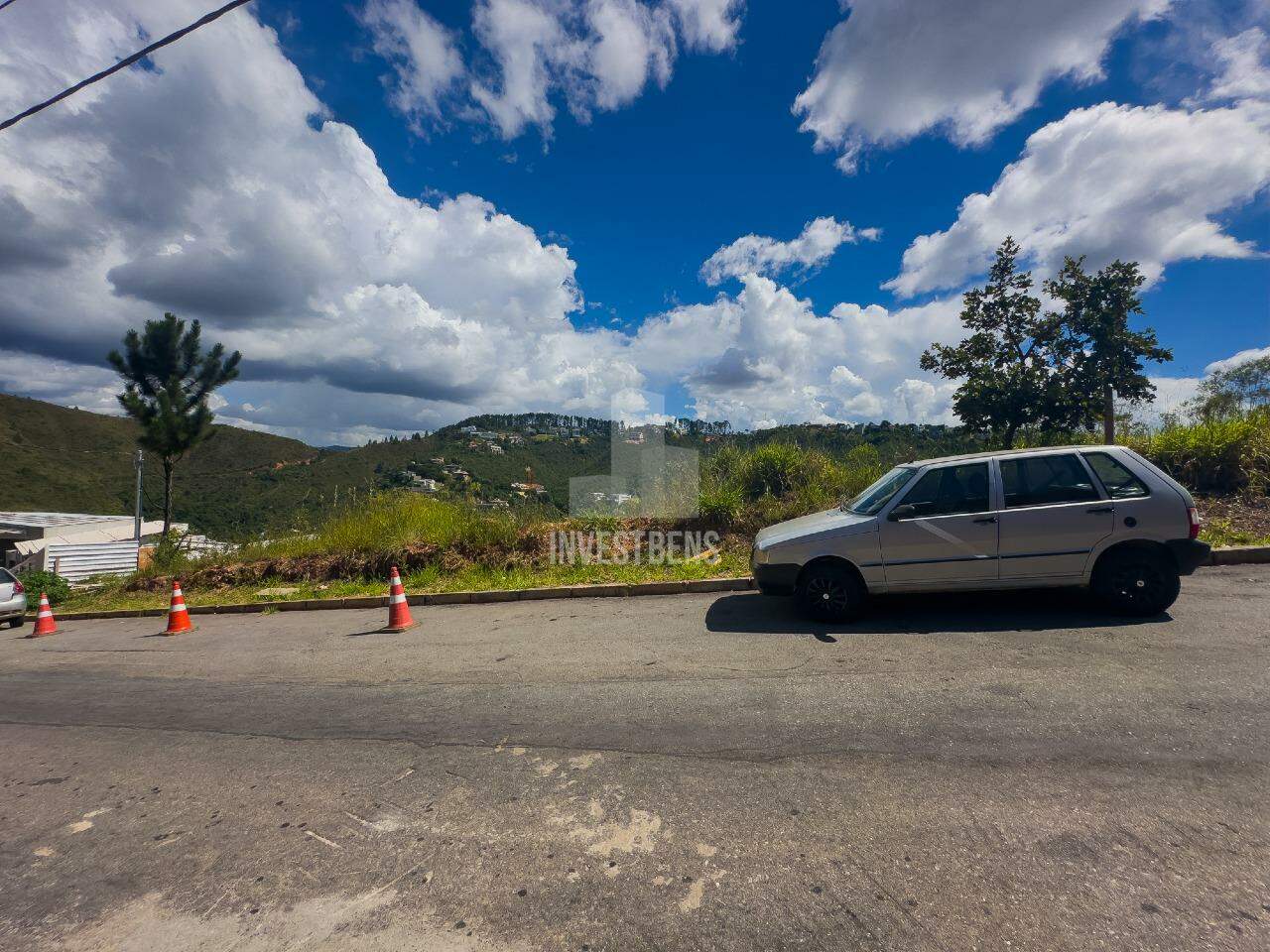 Lote em condomínio à venda no Vila Del Rey: 