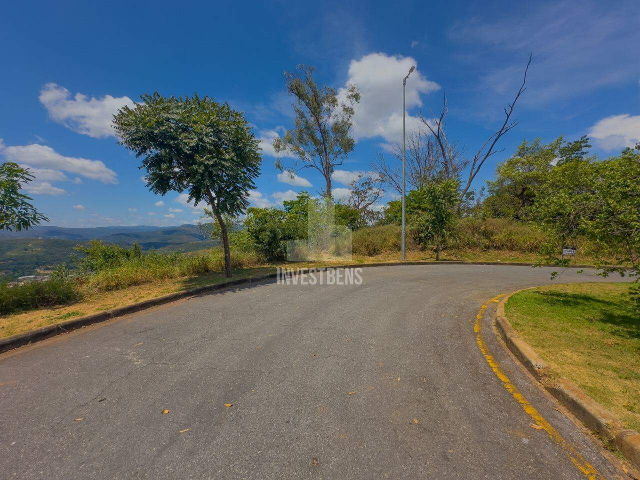 Lote em condomínio à venda no Quintas Do Sol: 