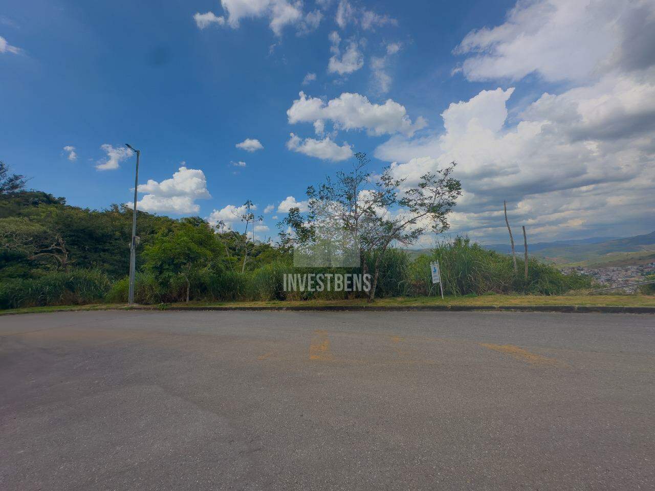 Lote em condomínio à venda no Quintas Do Sol: 