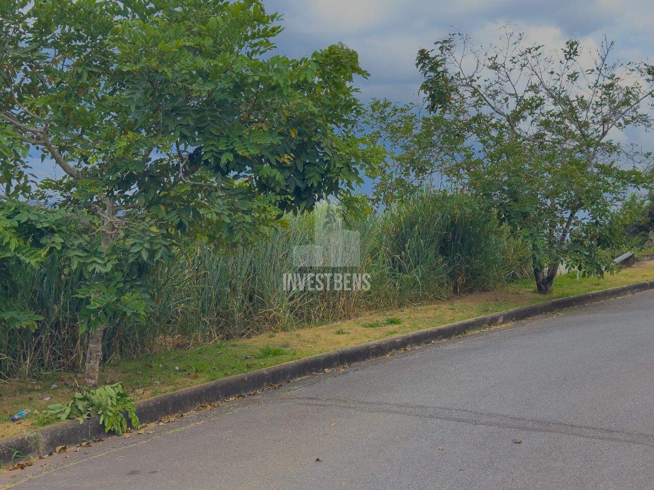 Lote em condomínio à venda no Quintas Do Sol: 