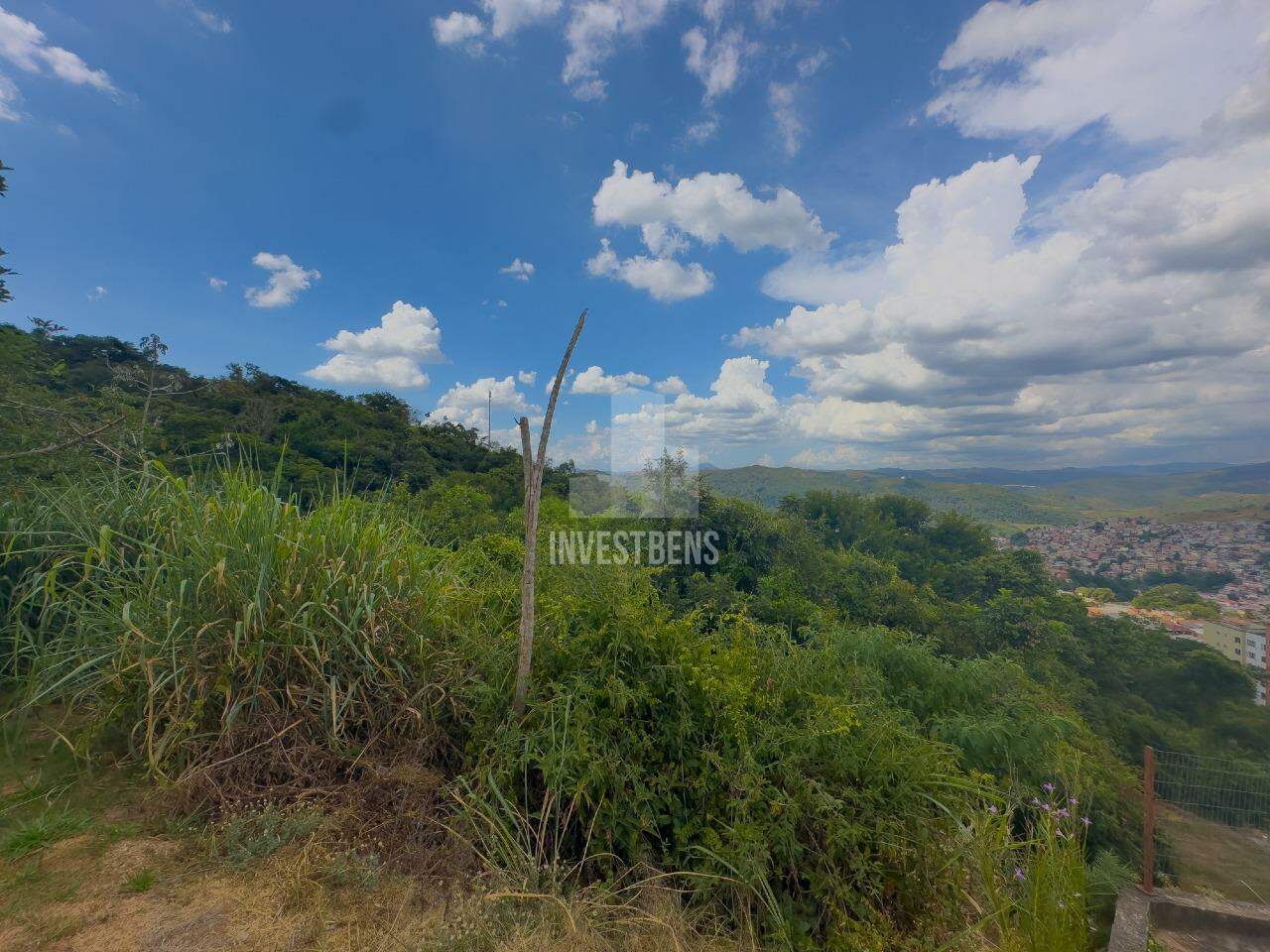 Lote em condomínio à venda no Quintas Do Sol: 