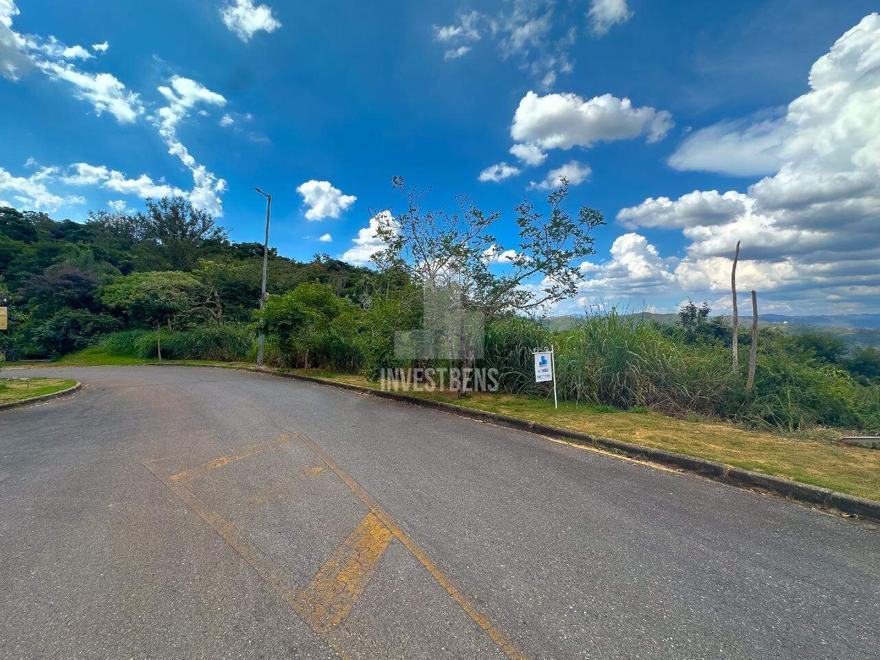 Lote em condomínio à venda no Quintas Do Sol: 