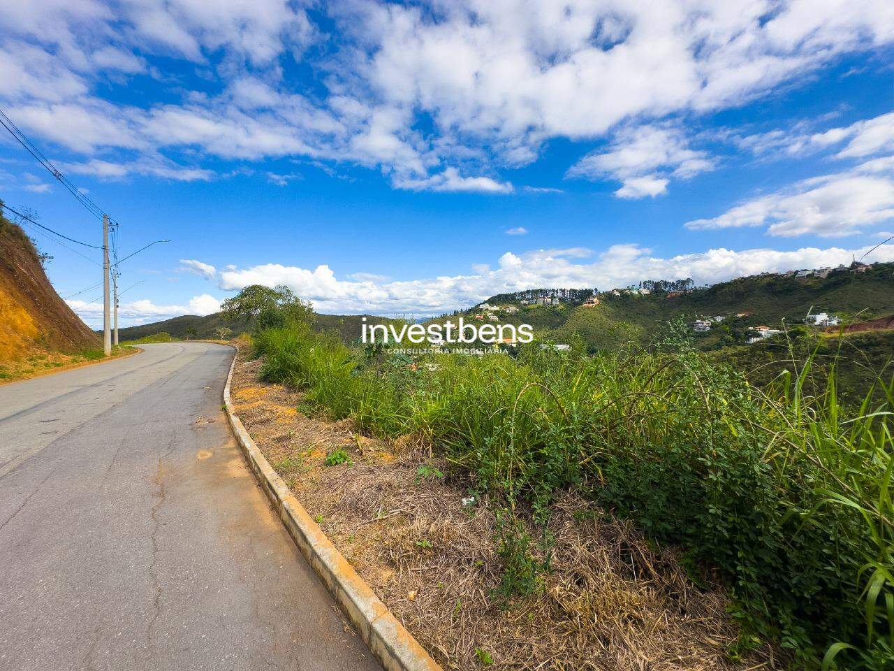 Lote em condomínio à venda no Vila Del Rey: 