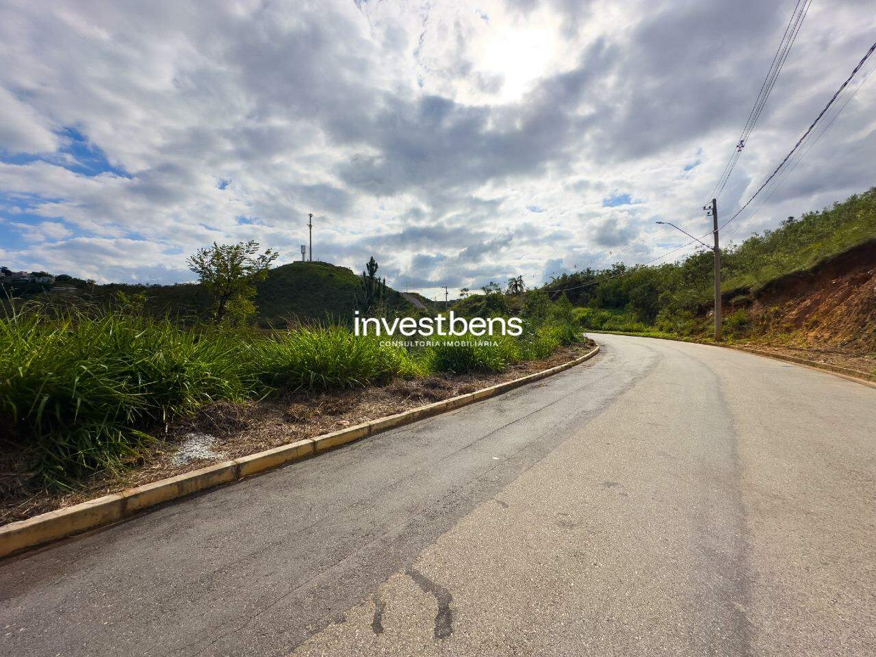 Lote em condomínio à venda no Vila Del Rey: 
