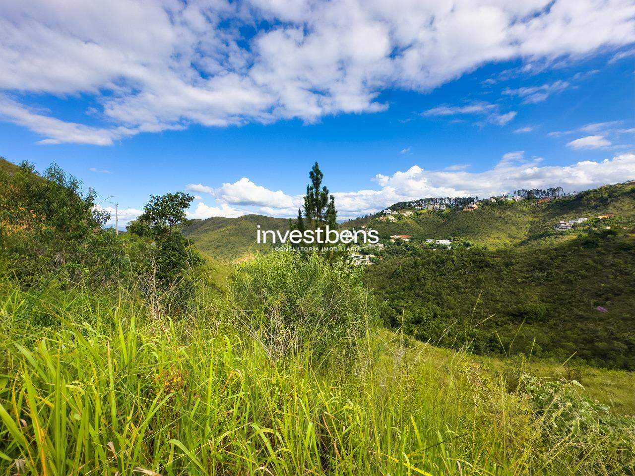 Lote em condomínio à venda no Vila Del Rey: 