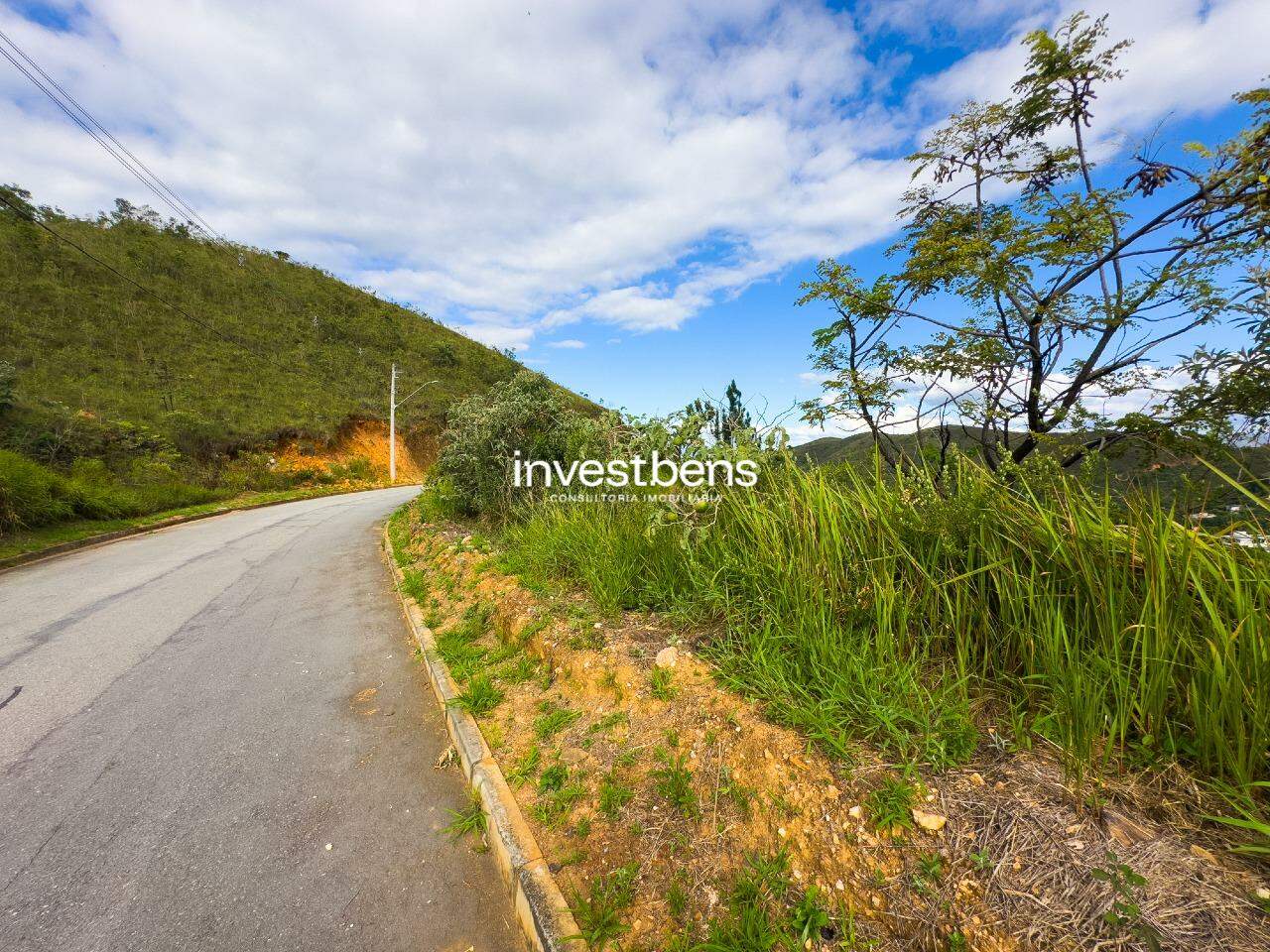 Lote em condomínio à venda no Vila Del Rey: 