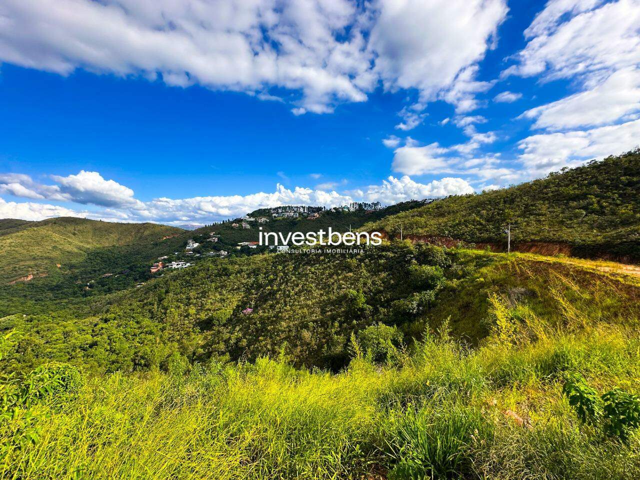 Lote em condomínio à venda no Vila Del Rey: 