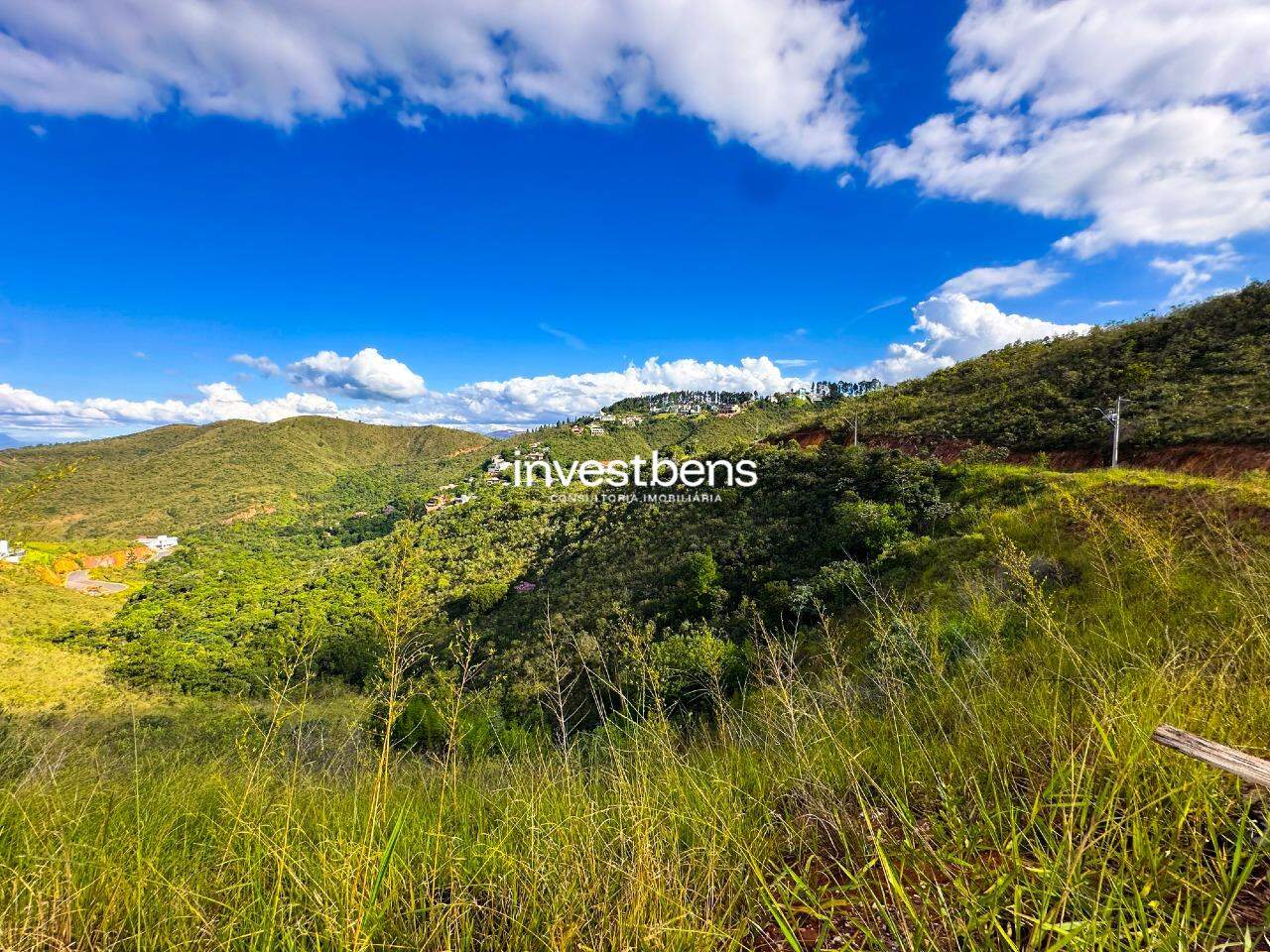 Lote em condomínio à venda no Vila Del Rey: 