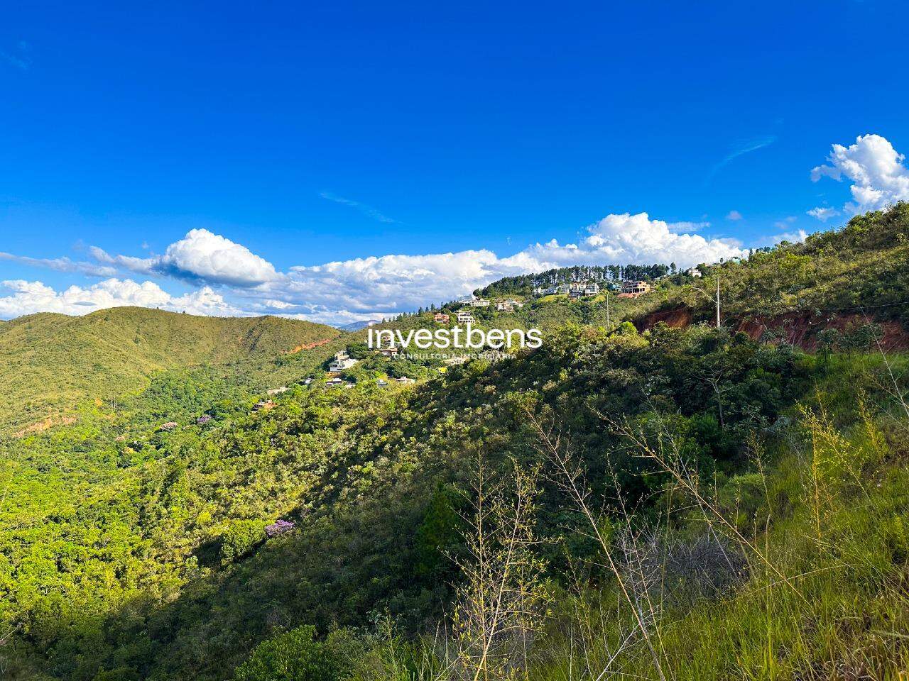Lote em condomínio à venda no Vila Del Rey: 