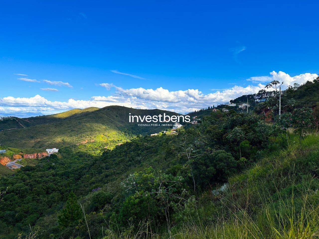 Lote em condomínio à venda no Vila Del Rey: 