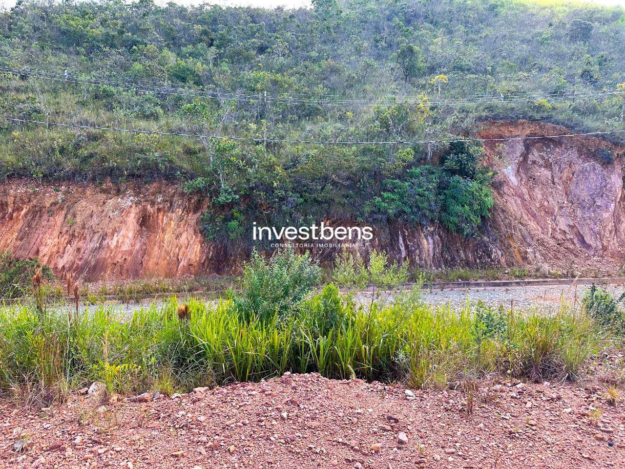 Lote em condomínio à venda no Vila Del Rey: 