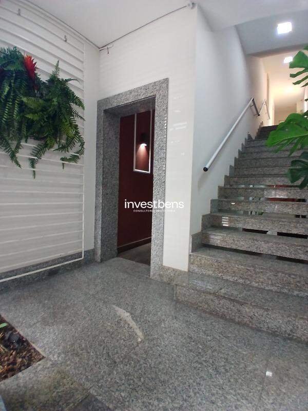 Sala para aluguel no Gutierrez: 