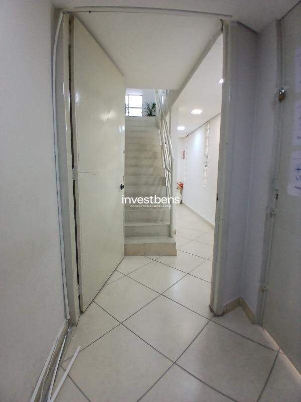 Sala para aluguel no Gutierrez: 