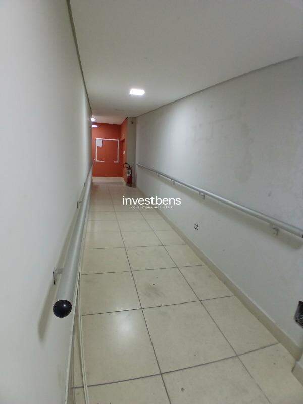 Sala para aluguel no Gutierrez: 