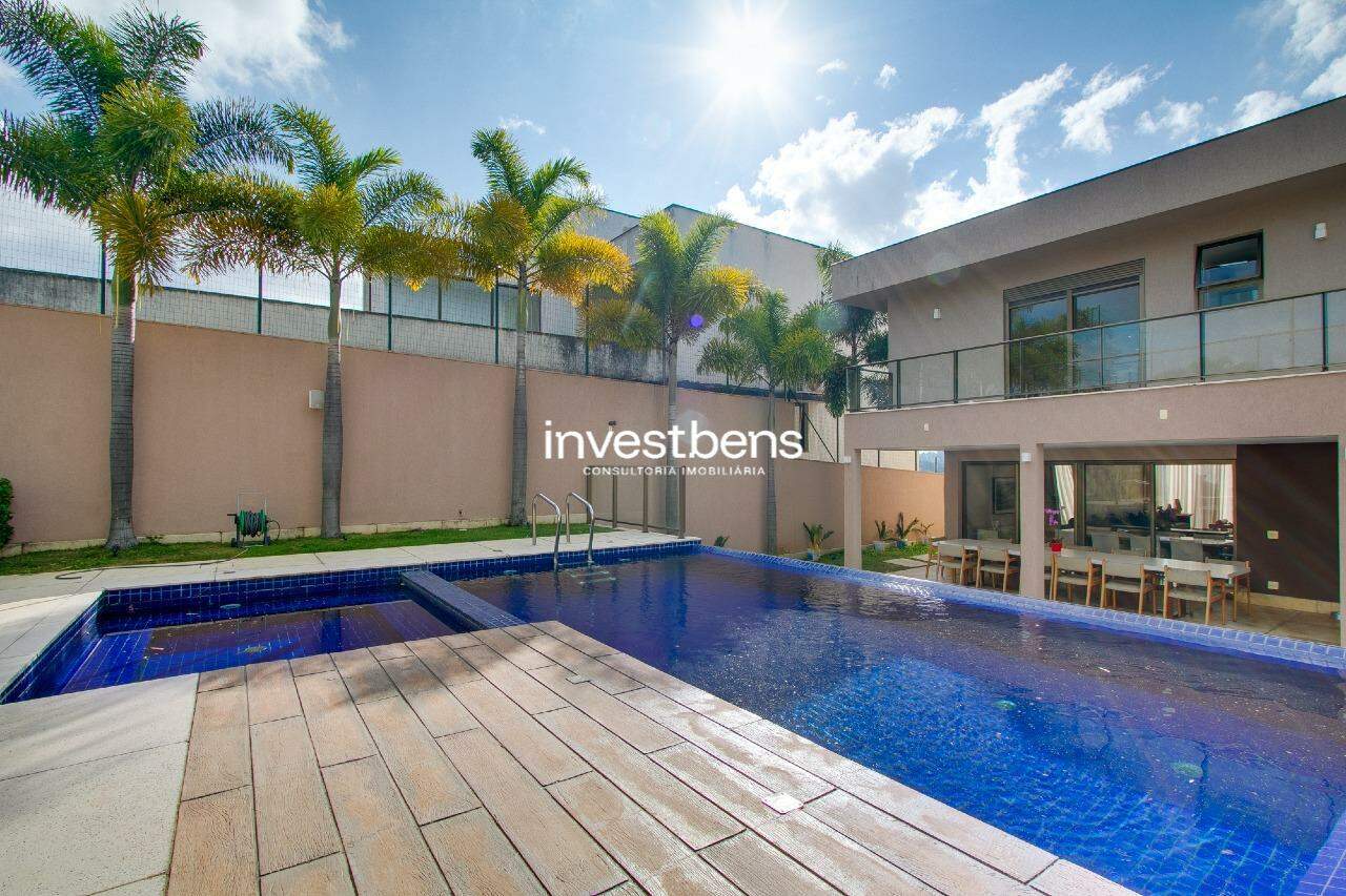 Casa à venda no Vale dos Cristais: 